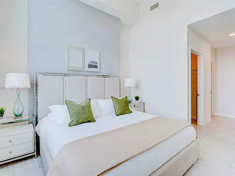 3900 Biscayne Blvd #S-502 — Photo 10