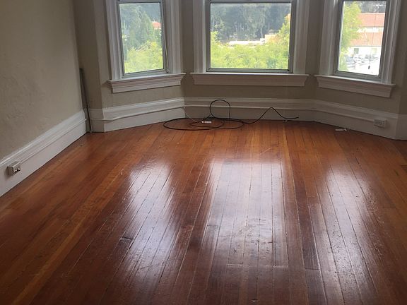 3rd image of 278 Carl St