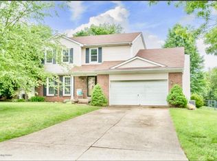4007 Riveroaks Cir, Louisville, KY 40241