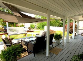 1024 Old Post Rd, Mamaroneck, NY 10543