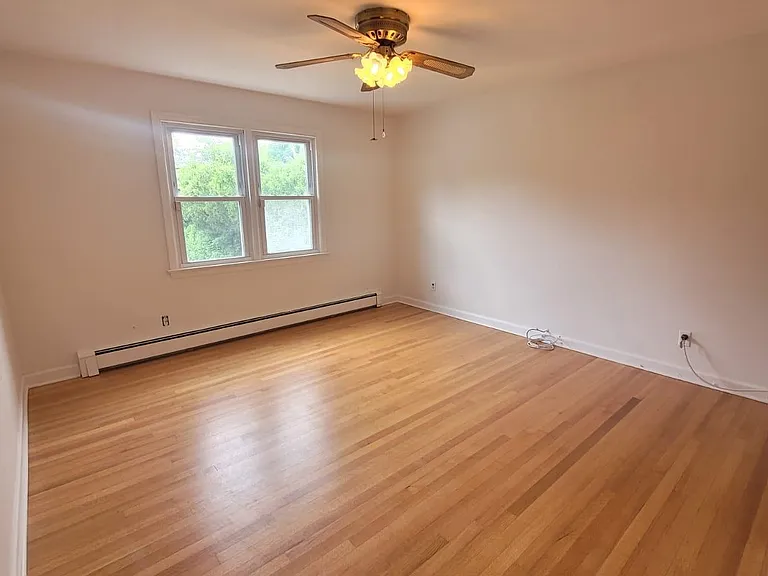 360 New York Ave #1 — Photo 6