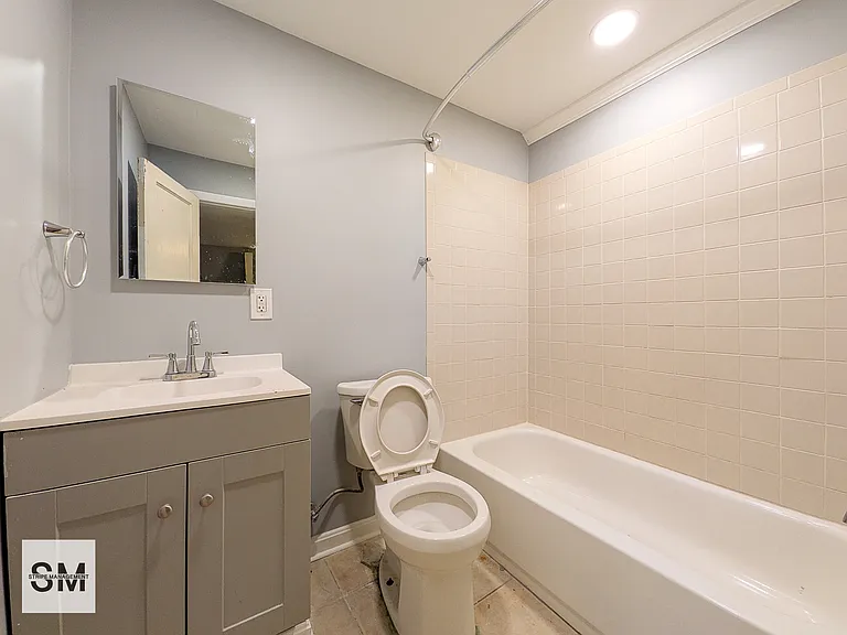 6722 Fairwood Rd — Photo 17