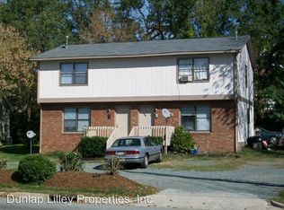 405 S Merritt Mill Rd #B, Chapel Hill, NC 27516