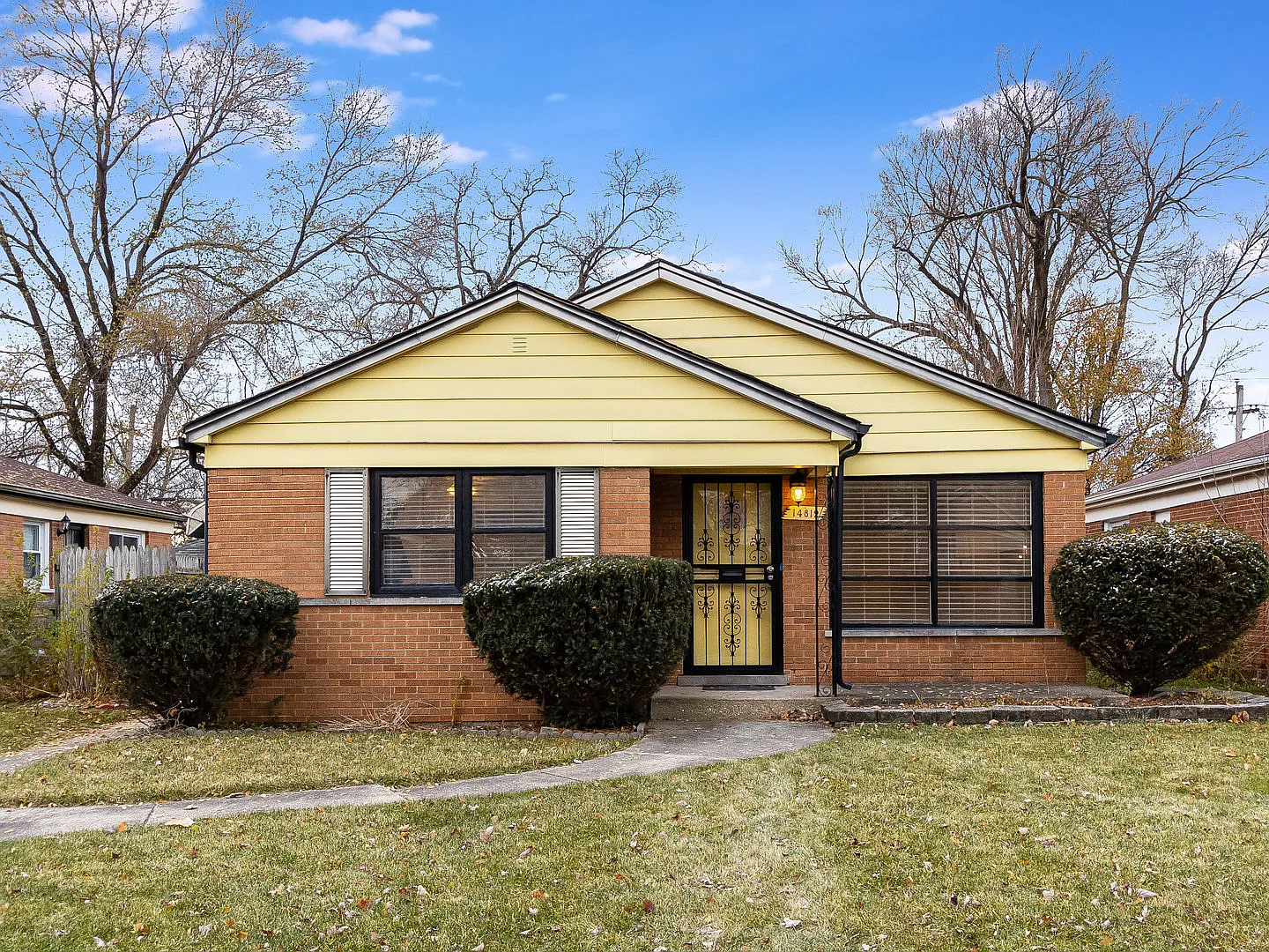 14812 Michigan Ave photo 1