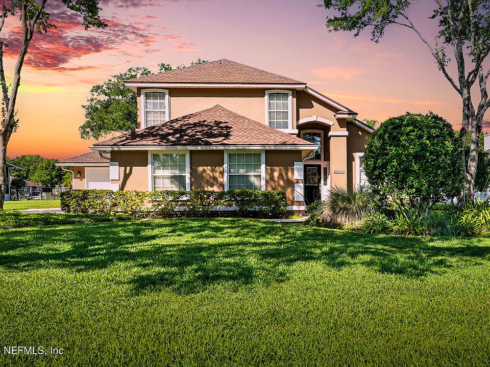 1st image of 269 VILLAGE GREEN Avenue