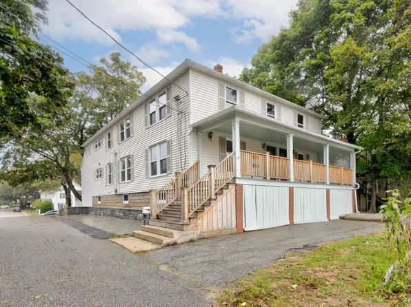 44 Warren Avenue, Cape Elizabeth, ME 04107