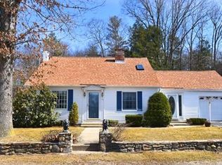 15 Shepard Rd, Sturbridge, MA 01566