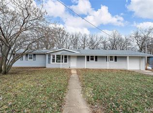 127 Davis Rd, Troy, MO 63379