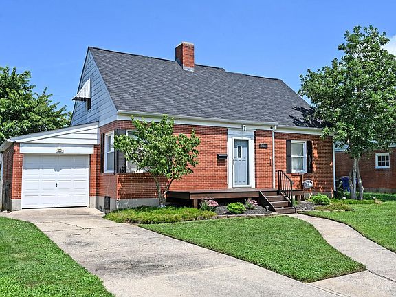 2nd image of 931 Lawn Ave