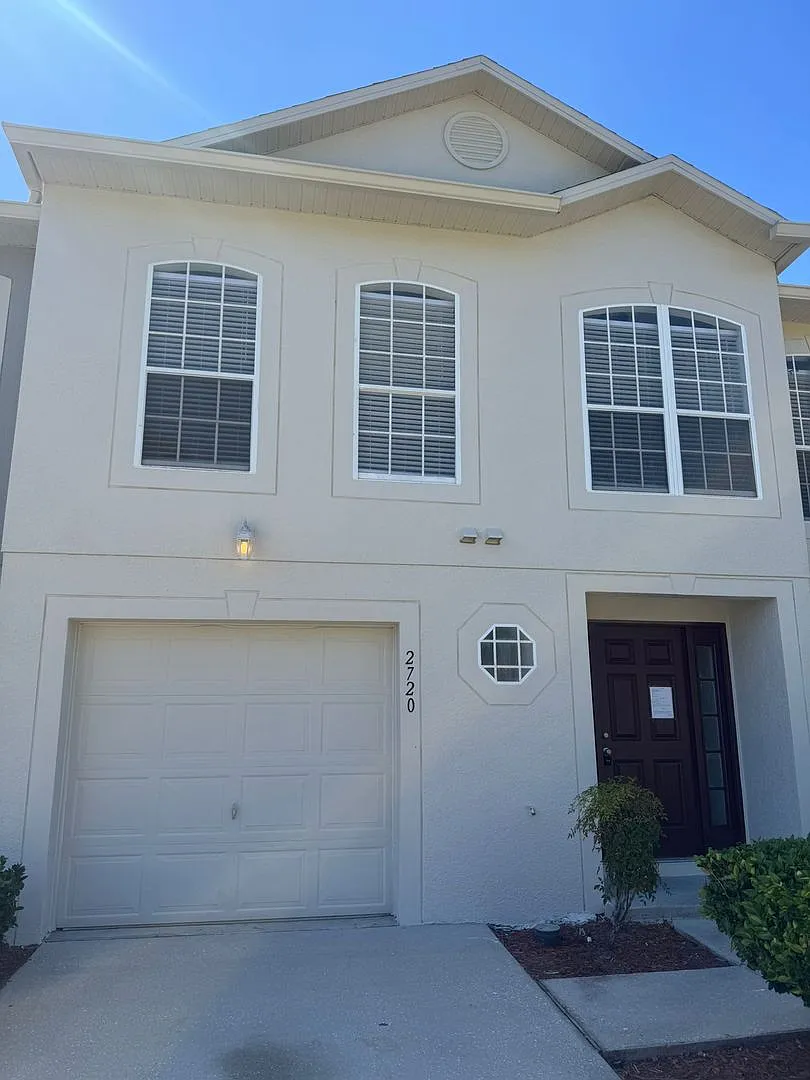 Beautiful 3/2 townhome — Photo 1