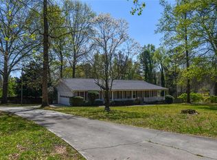 3340 Indian Trail Rd, Gainesville, GA 30506