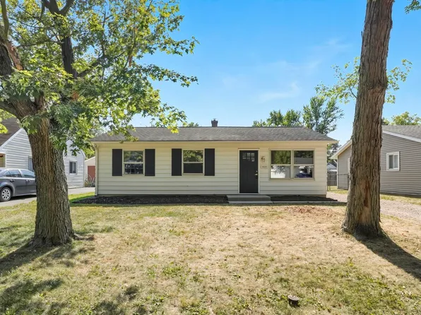 1424 Melbourne Dr, New Haven, IN 46774