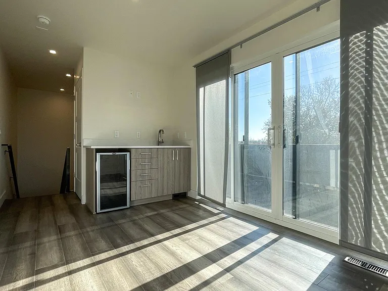 3400 Lawrence St #3400 — Photo 38