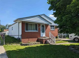 21245 Vermander Ave, Clinton Township, MI 48035