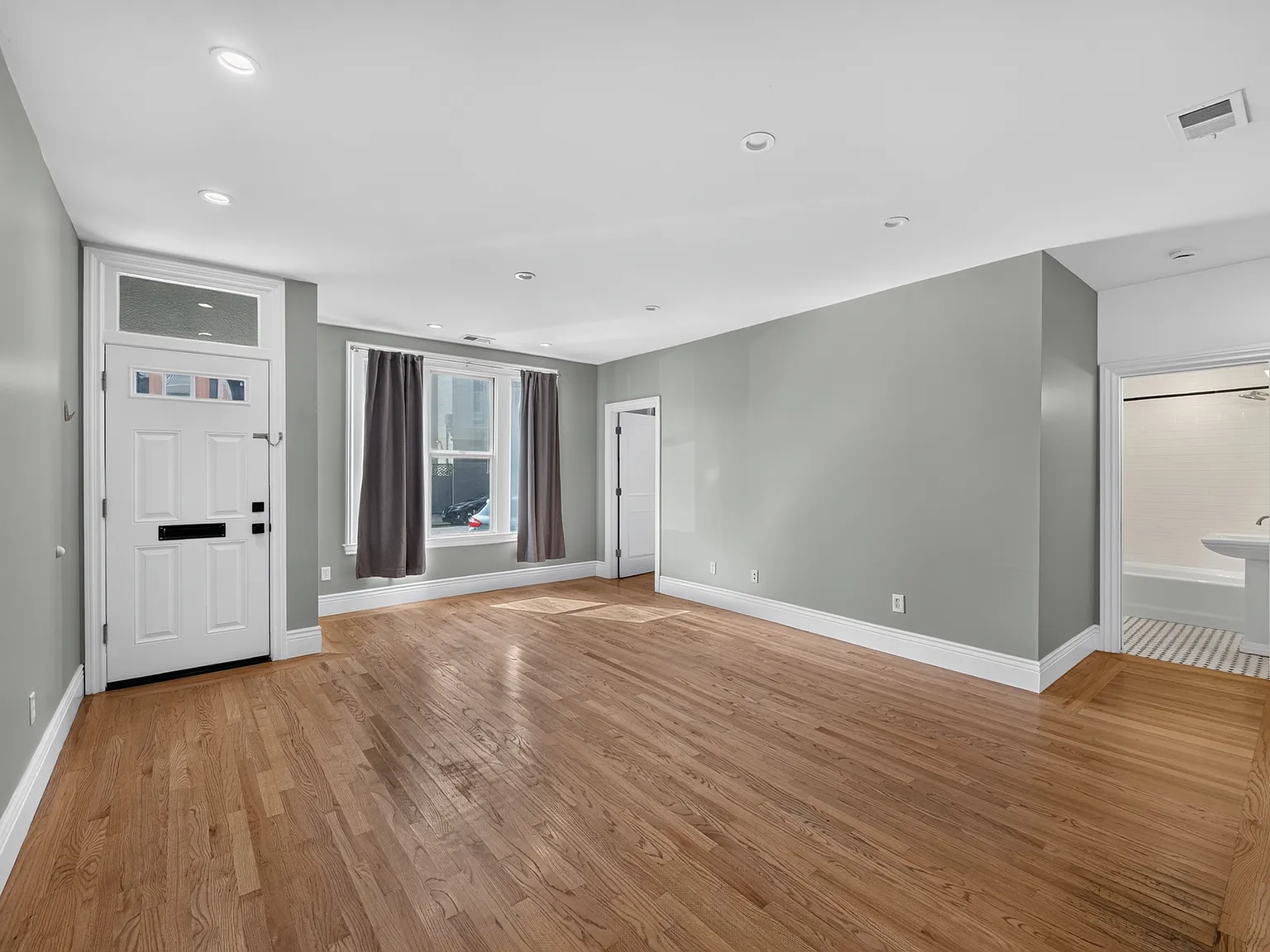 3rd Avenue - 314 — Photo 3