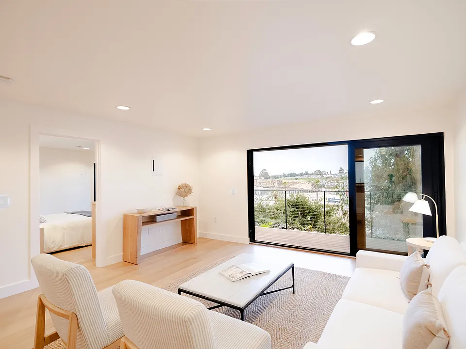 101 Grand Ave #1