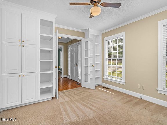 4th image of 4204 Fairhaven Drive