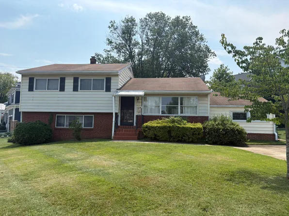 317 Charles St SE, Vienna, VA 22180