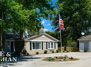 4723 Marsh Rd, China, MI 48054