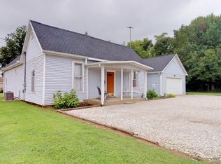 609 W Jennings St, Newburgh, IN 47630