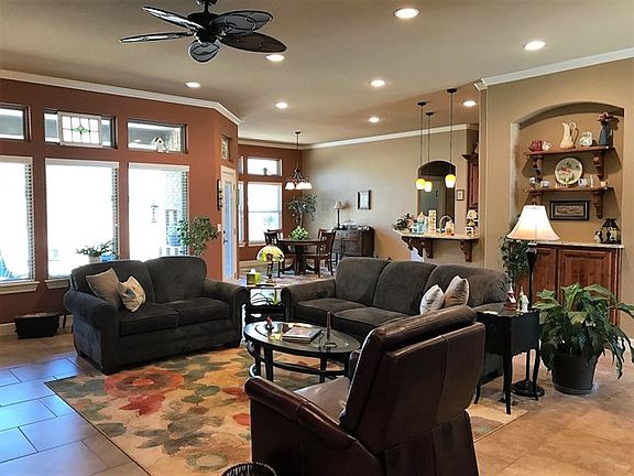 5th image of 5404 San Saba Ct