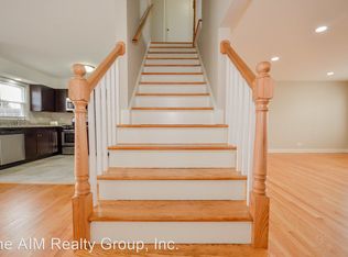 3029 Lynn Ct APT B, Arlington Heights, IL 60005
