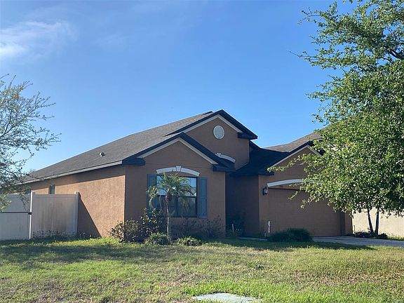 3rd image of 3920 Willow Walk Dr