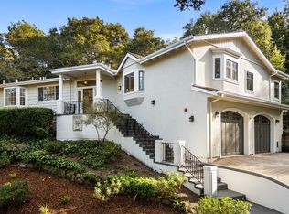 2260 Summit Dr, Hillsborough, CA 94010