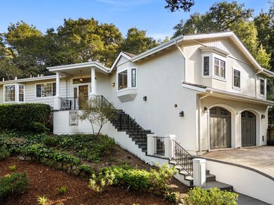 2260 Summit Dr, Hillsborough, CA, 94010