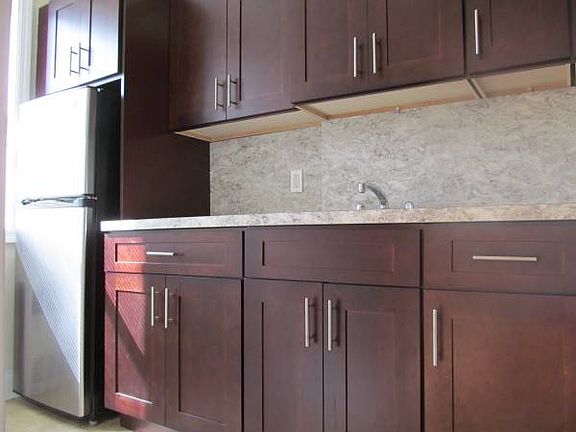 3rd image of 8855 Bay Pkwy APT 10S