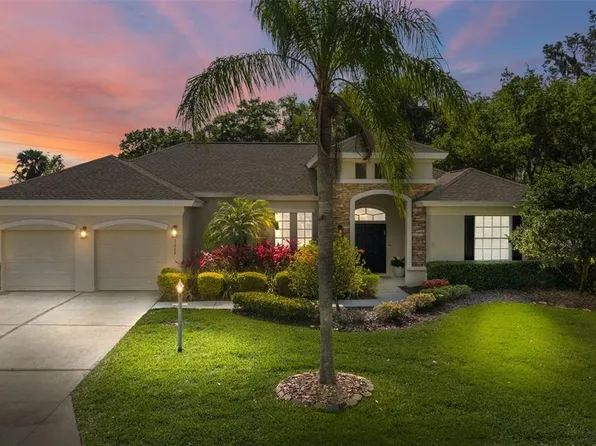 3018 Forest Hammock Dr, Plant City, FL 33566