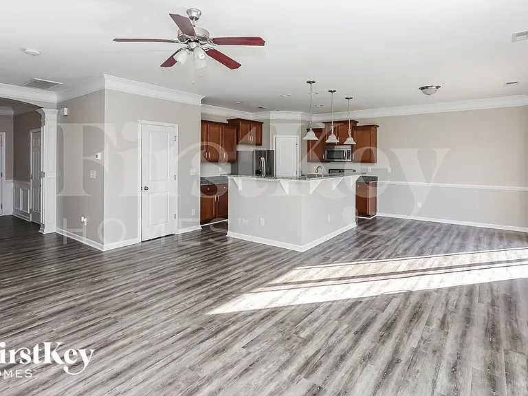 1013 Alder Ridge Ln — Photo 5