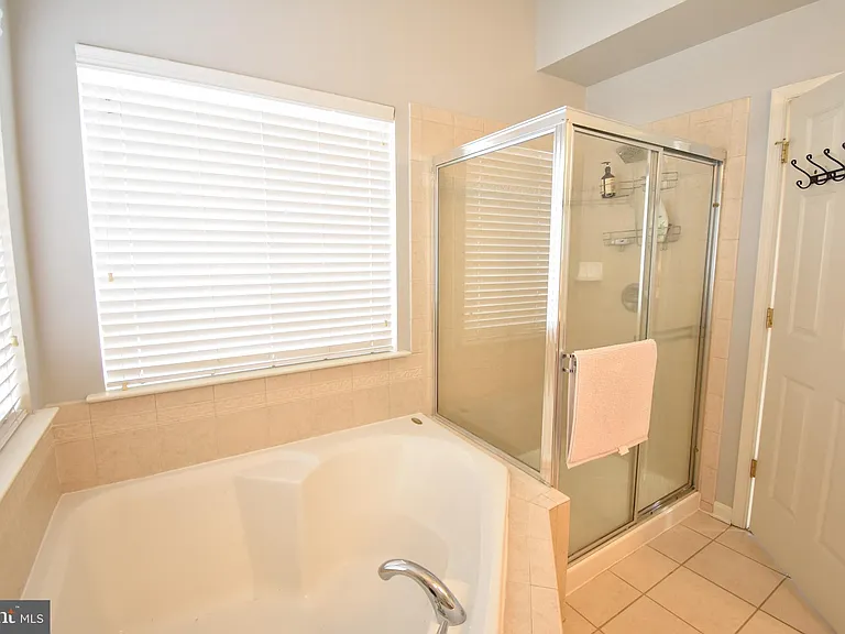 29670 Old Creek Ln — Photo 19