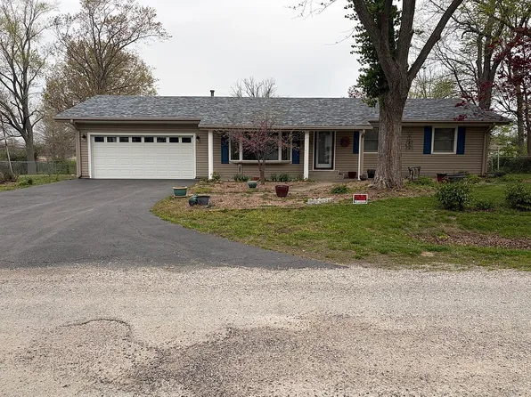 505 W 3rd North St, Mount Olive, IL 62069