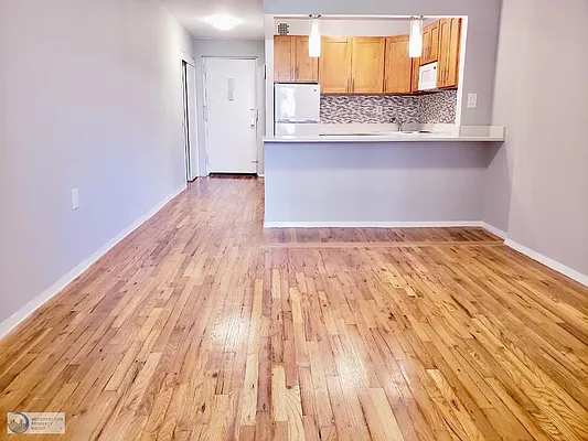 Rented by Metropolitan Property Group | media 11