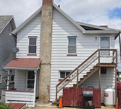 2nd image of 11 Ashley St #1