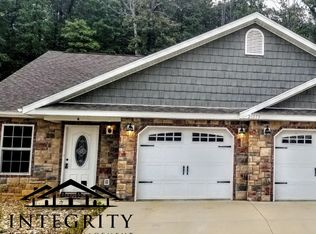 21055 Halifax Dr #A, Saint Robert, MO 65584