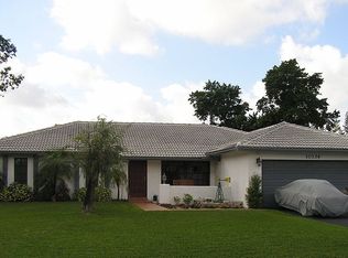 10334 NW 15th St, Coral Springs, FL 33071