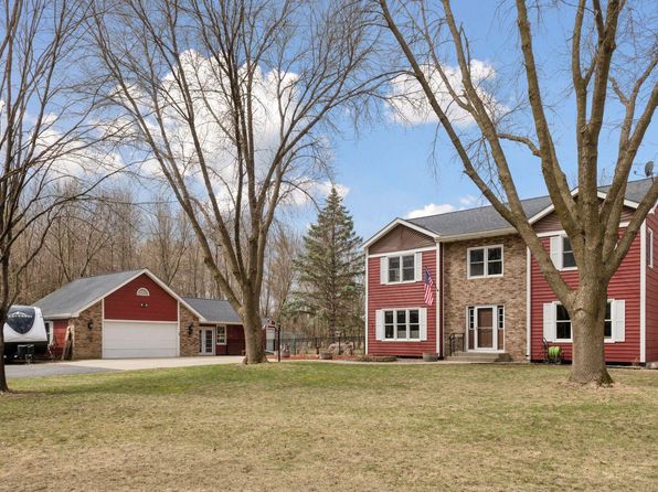 1436 9th St NE, Montgomery, MN 56069
