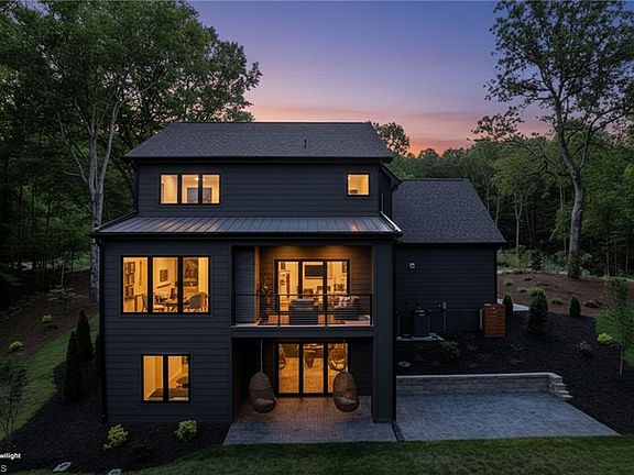 2nd image of 228 Beech Valley Rd