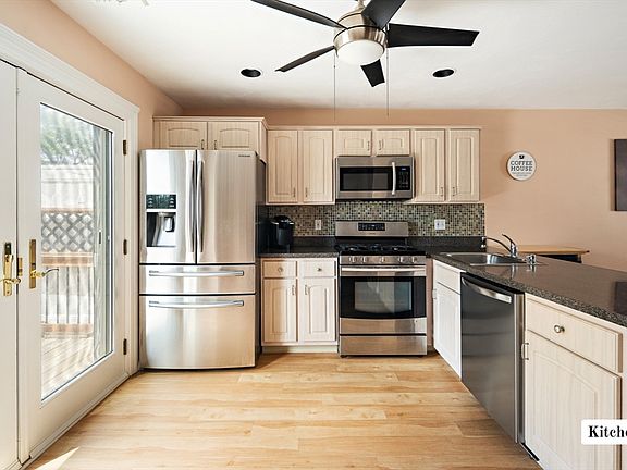 2nd image of 580 Bennington St Unit 580