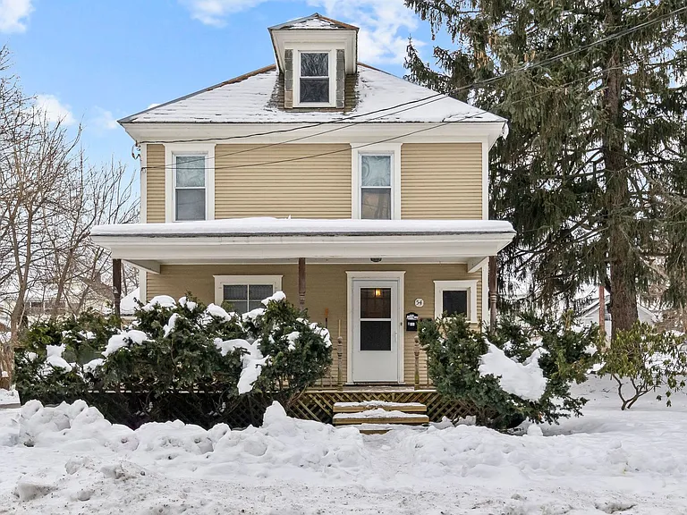 54 Union Street — Photo 1