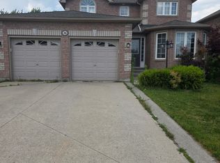 36 Thicketwood Ave, Barrie, ON L4N 5Y4
