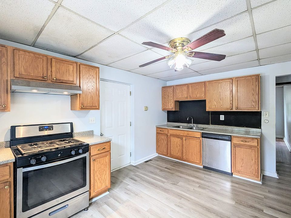 1st image of 5139 Carnegie St #1