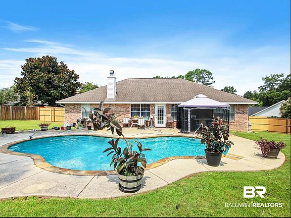 3rd image of 25480 Seraphim Ct