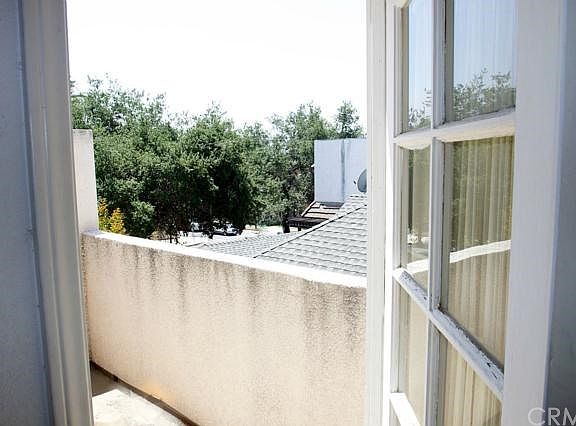 5th image of 611 E Olive Ave #3