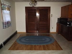 3rd image of 638 Park Ave