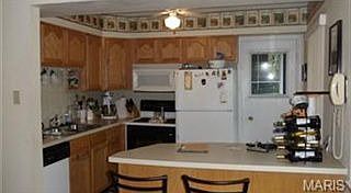 4th image of 9924 S Bunker Hill Dr #F