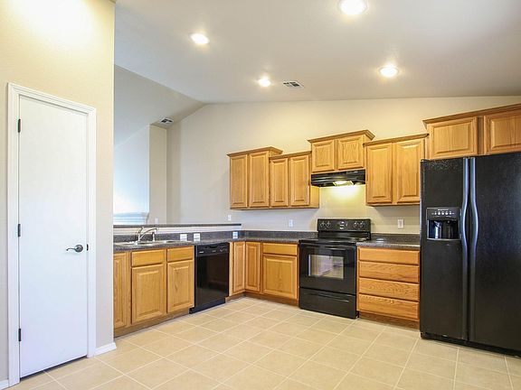 4th image of 7811 E 132nd Pl S