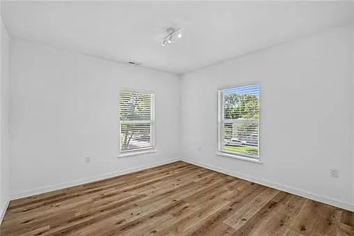 3627 Woodland Ave — Photo 24